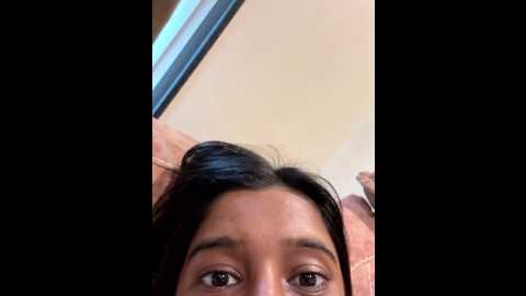 Media: desitease Stripchat 2025-10-28 09:04:00