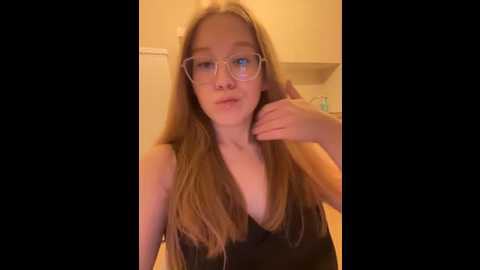 eva_weyne @ stripchat on 20251028