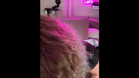 curvyanonymousgirl89