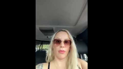 Media: june695_ Stripchat 2025-10-29 10:54:00