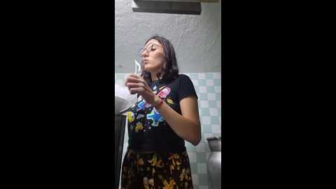 Media: princess_foxxy Stripchat 2025-10-29 07:39:00