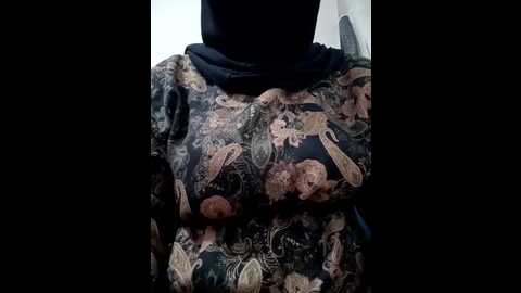 Media: sexyturbanli Stripchat 2025-10-30 14:42:00