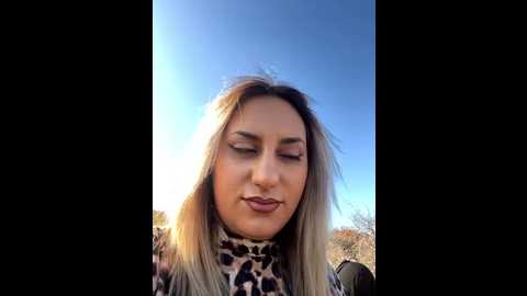 Media: sinfullovers33 Stripchat 2025-11-01 11:46:00