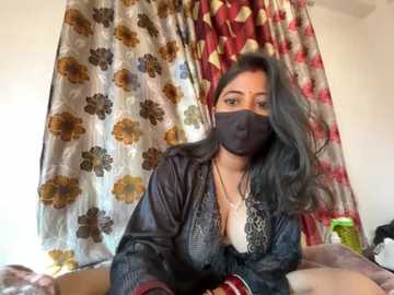 Media: okbent Stripchat 2025-11-02 09:12:00