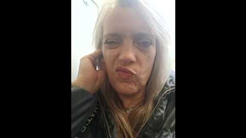 Media: fantasie_hot_sarah Stripchat 2025-11-03 07:47:00