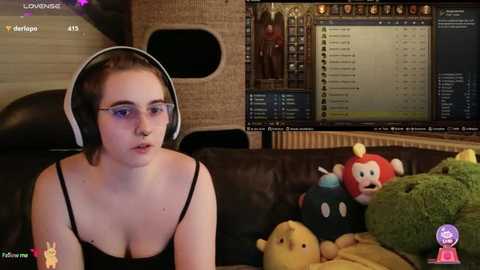 Media: gamergirl_eve Stripchat 2025-11-03 01:56:00