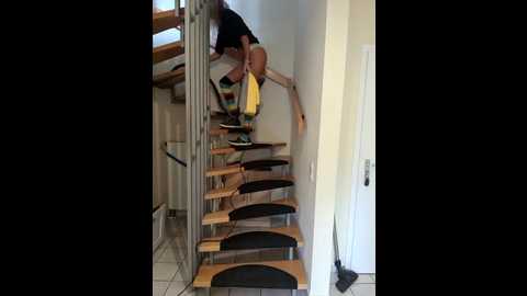 Media: hotwifelyn68 Stripchat 2025-11-03 13:31:00