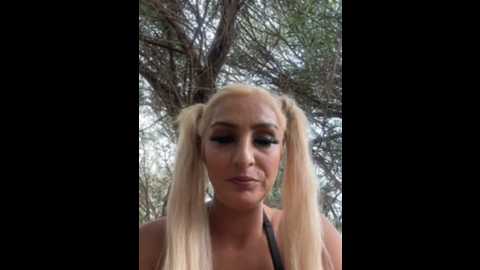 Media: sexywomen35 Stripchat 2025-11-03 10:48:00