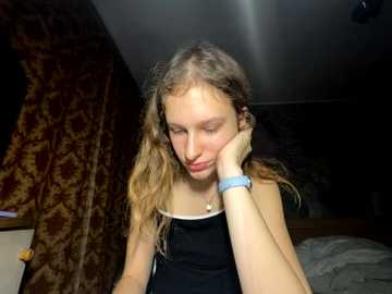 eva_angel3 @ stripchat on 20251104