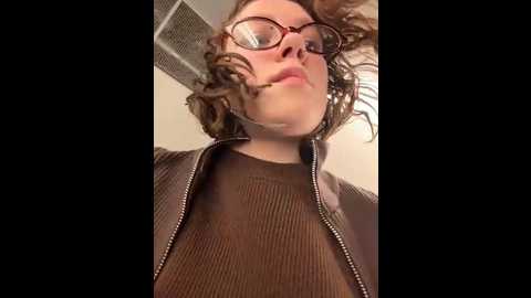 Media: lucy_joy Stripchat 2025-11-07 14:34:00