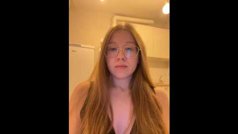 Media: eva_weyne Stripchat 2025-11-08 19:20:00