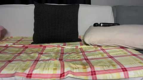 Media: buselendiniz Stripchat 2025-11-09 01:04:00