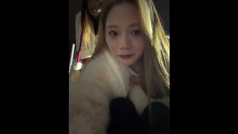 Media: redrose520 Stripchat 2025-11-12 14:09:00