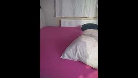 Media: hatunundibi34 Stripchat 2025-11-13 20:05:00