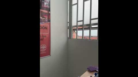 Media: liz_06_ Stripchat 2025-11-13 18:12:00