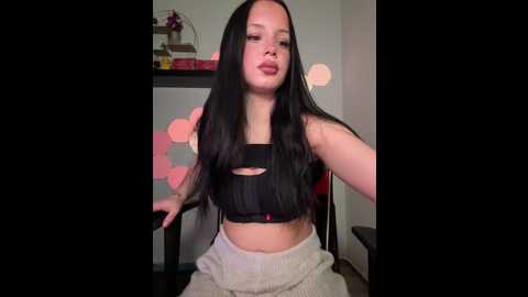 Media: lorenaamiraa Stripchat 2025-11-13 22:01:00