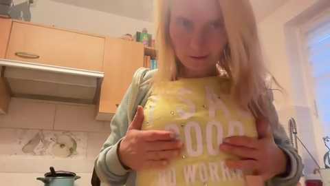 s_te_fan_i @ stripchat on 20251118